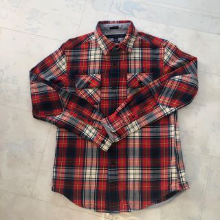 トミーヒルフィガー(TOMMY HILFIGER)の♪美品  TOMMY  HILFIGER メンズシャツ(シャツ)