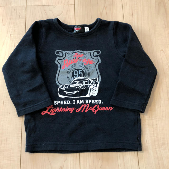 Disney(ディズニー)のディズニー カーズ トレーナー キッズ/ベビー/マタニティのキッズ服男の子用(90cm~)(Tシャツ/カットソー)の商品写真