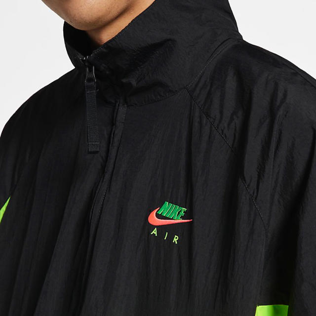 NIKE(ナイキ)の日本限定 NIKE AS CITY NEON NSW HBR JKT WVN メンズのジャケット/アウター(ナイロンジャケット)の商品写真