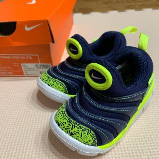 ナイキ(NIKE)のナイキ  キッズスニーカー（ネイビー、イエロー）12センチ(スニーカー)