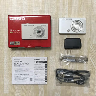 カシオ(CASIO)の新品未使用 CASIO EXILIM EX-ZR70 デジカメ ホワイト(コンパクトデジタルカメラ)
