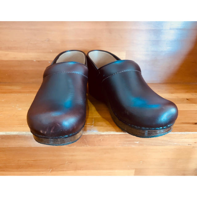 dansko(ダンスコ)のdansko 38  エスプレッソ レディースの靴/シューズ(ローファー/革靴)の商品写真