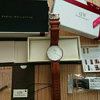 ダニエルウェリントン(Daniel Wellington)のDaniel Wellington レザーストラップ 腕時計(腕時計)