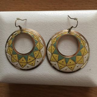 ピアス(ピアス)