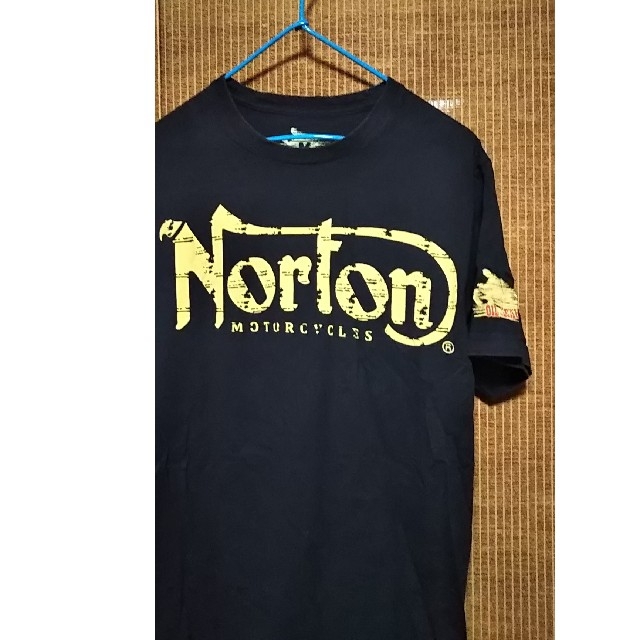 Norton(ノートン)のセット割引あり。Norton backprintもワイルドTシャツ メンズのトップス(Tシャツ/カットソー(半袖/袖なし))の商品写真