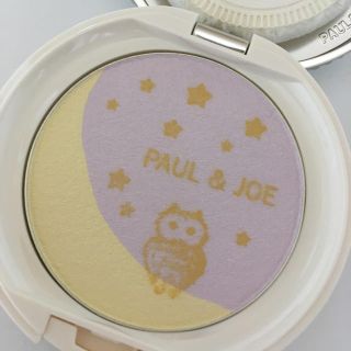 ポールアンドジョー(PAUL & JOE)の限定 新品 ポール&ジョー プレストパウダー T001(フェイスパウダー)