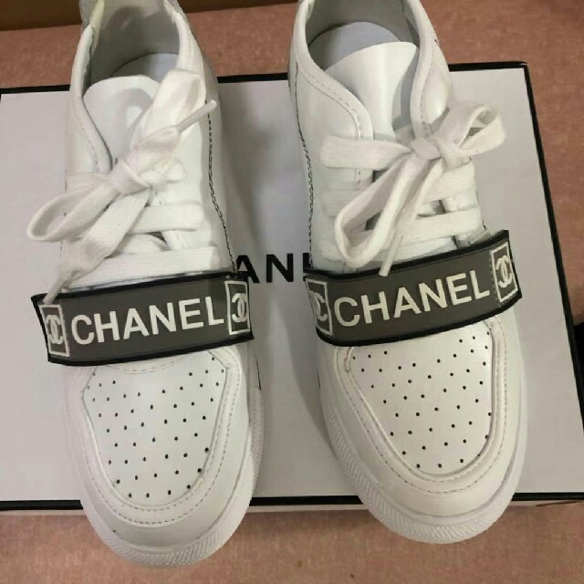 CHANEL - ☆ Chanel ☆ シャネル スニーカーの通販 by Aida's shop｜シャネルならラクマ