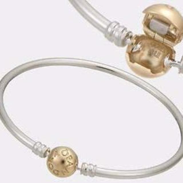 PANDORA Bangle with Gold Clasp ブレスレット PANDORA Bangle with Gold Clasp ブレスレット