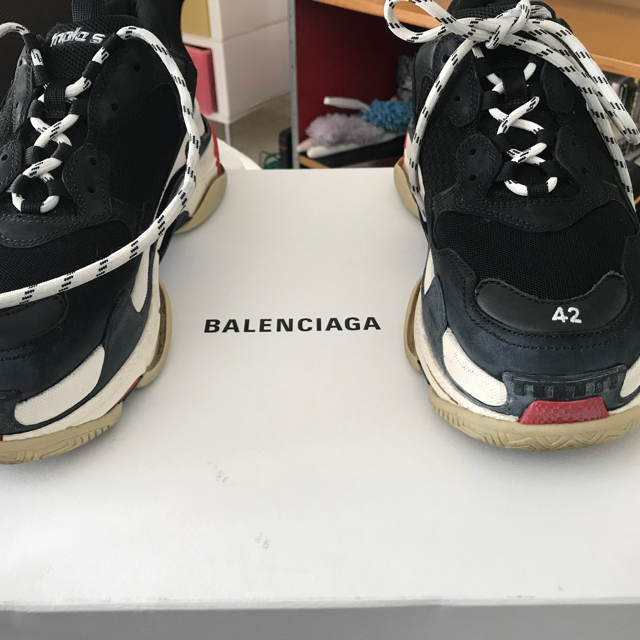 トリプルS サイズ42 マルチカラー 黒 BALENCIAGA Triple S