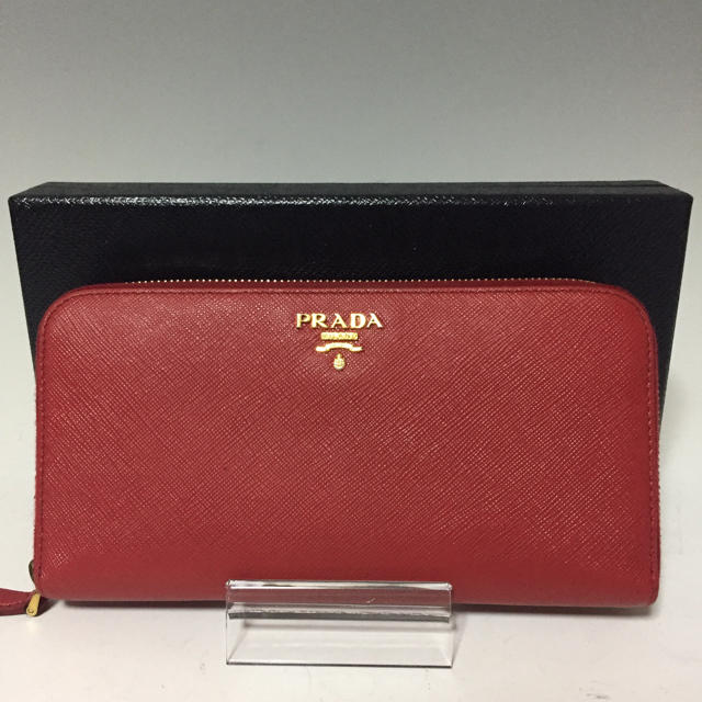 PRADA サフィアーノ ジッピーウォレット 赤 長財布 プラダレディース