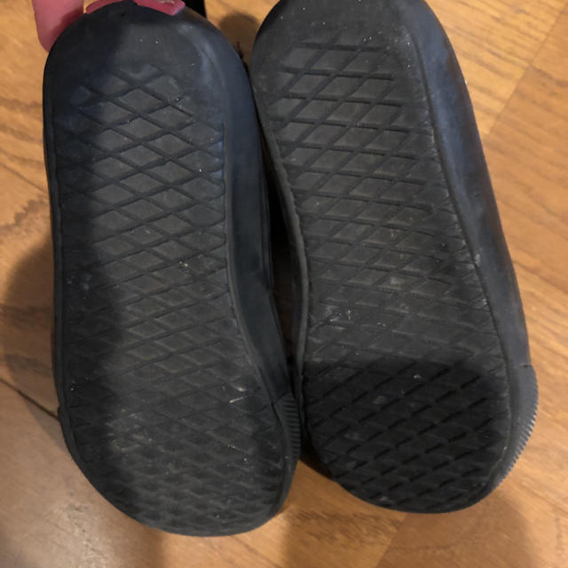 VANS(ヴァンズ)のVans 黒スニーカー17センチ キッズ/ベビー/マタニティのキッズ靴/シューズ(15cm~)(スニーカー)の商品写真
