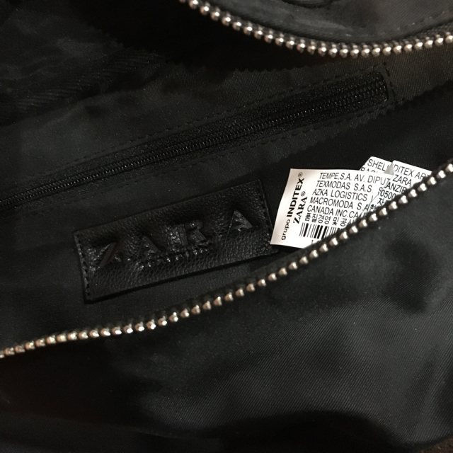 ZARA(ザラ)のナイロンベルトバッグ レディースのバッグ(ショルダーバッグ)の商品写真