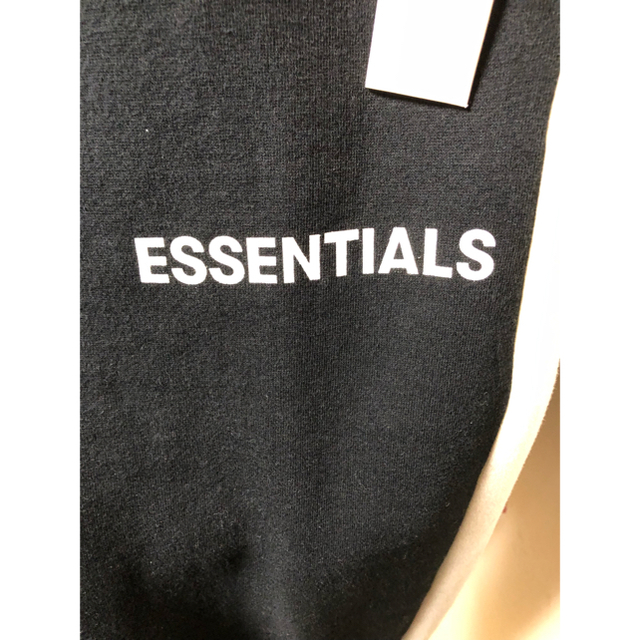 FEAR OF GOD(フィアオブゴッド)のessentials スウェットパンツ 黒 Mサイズ メンズのパンツ(その他)の商品写真