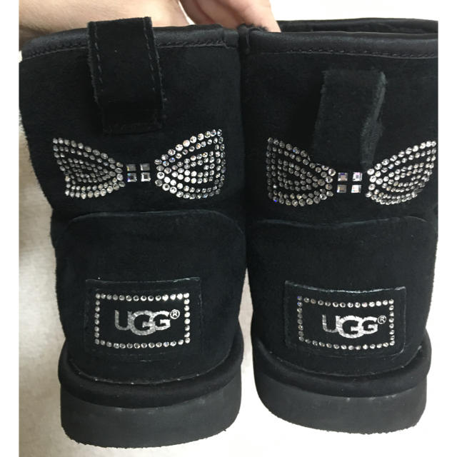 UGG(アグ)の やっち♪様専用 UGG ブーツ スワロフスキー  レディースの靴/シューズ(ブーツ)の商品写真