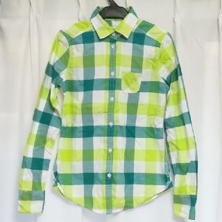 アメリカンイーグル(American Eagle)の【中古】AEO　長袖シャツ　サイズ２(レディースS)(シャツ/ブラウス(長袖/七分))