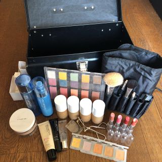 メイクボックス☆SHU UEMURA メイクセット-