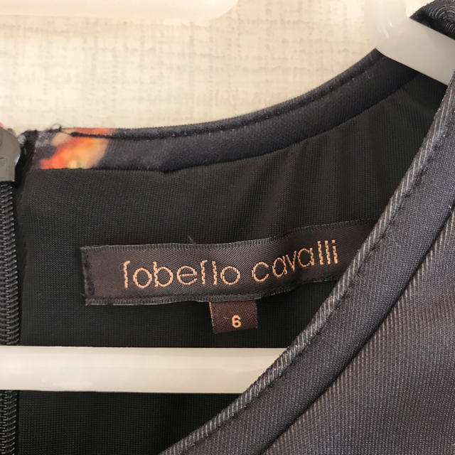 Roberto Cavalli(ロベルトカヴァリ)のロベルト・カヴァリ チャイニーズドレス風ワンピース レディースのワンピース(ひざ丈ワンピース)の商品写真