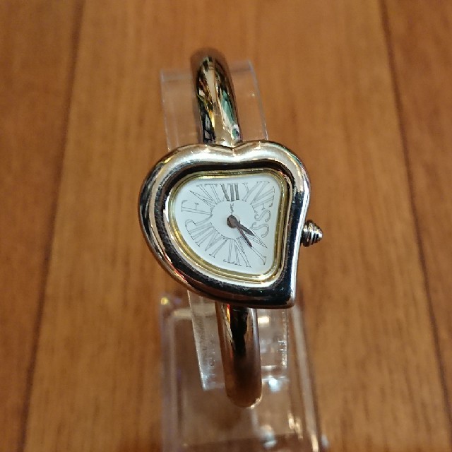 Saint Laurent(サンローラン)の☆イヴ・サンローラン腕時計 ハート 美品☆ レディースのファッション小物(腕時計)の商品写真