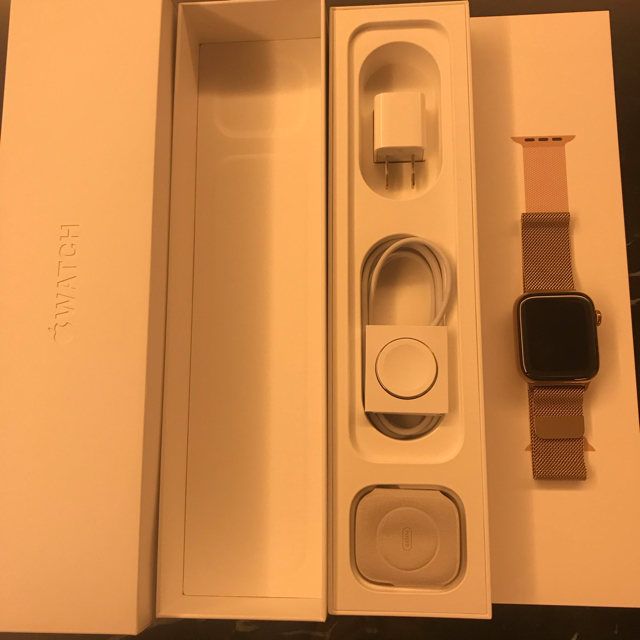 Apple Watch(アップルウォッチ)の新品同様 apple watch series4 ステンレスケース 44mm メンズの時計(腕時計(デジタル))の商品写真