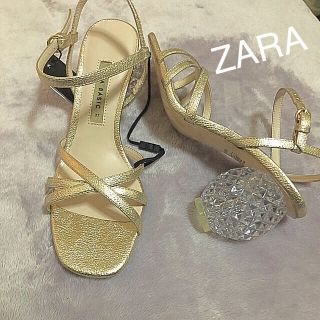 ザラ(ZARA)のZARA ゴールド ヒール(サンダル)