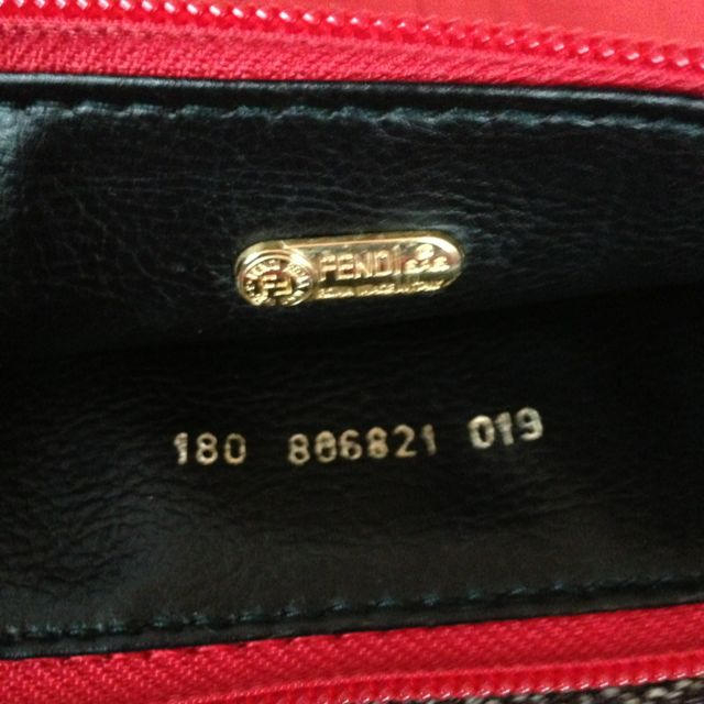 FENDI(フェンディ)のフェンディ クラッチバッグ♡ レディースのバッグ(クラッチバッグ)の商品写真
