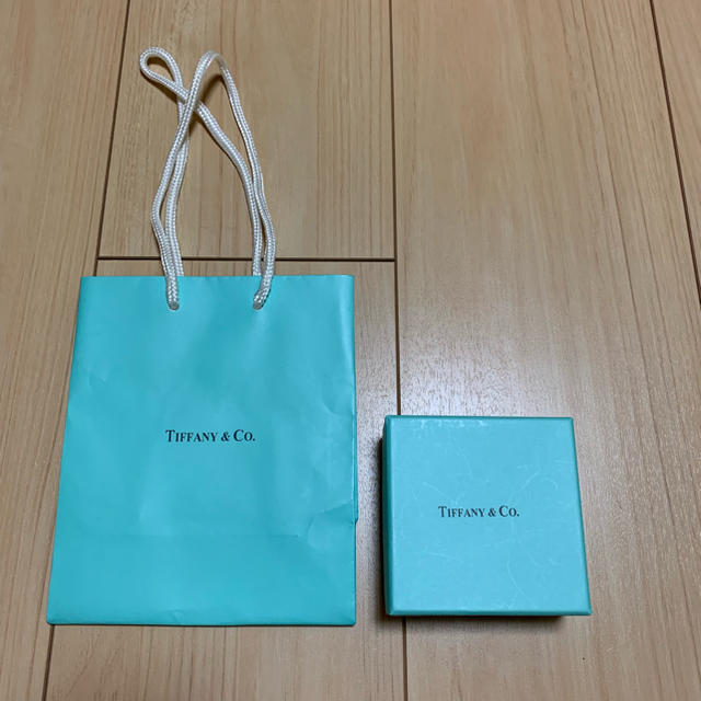 Tiffany & Co.(ティファニー)のティファニー ショップバッグ ボックス レディースのバッグ(ショップ袋)の商品写真