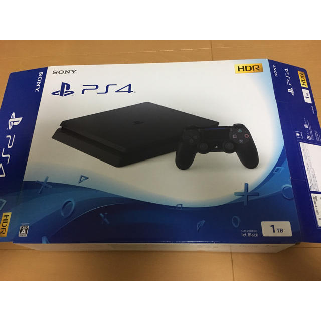 家庭用ゲーム機本体PS4  CUH-2100B