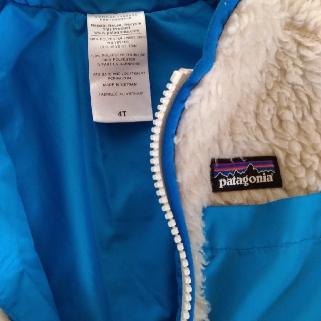 patagonia(パタゴニア)のパタゴニア　レトロX アウター　4T キッズ/ベビー/マタニティのキッズ服男の子用(90cm~)(ジャケット/上着)の商品写真