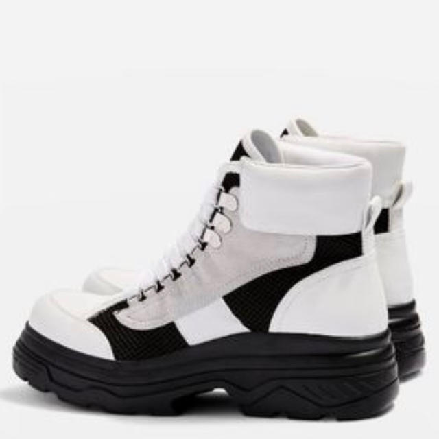 TOPSHOP(トップショップ)の【TOPSHOP】KARLA Chunky Trainers  レディースの靴/シューズ(スニーカー)の商品写真