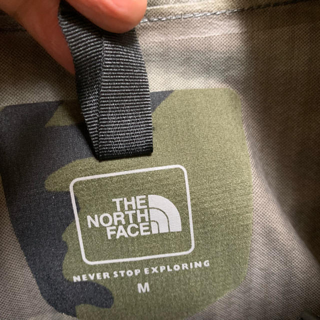 THE NORTH FACE(ザノースフェイス)のノースフェイス マウンテンパーカー 迷彩 メンズのジャケット/アウター(ナイロンジャケット)の商品写真