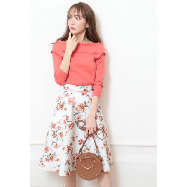 期間限定30%OFF! Apuweiser-riche マーガレットプリント