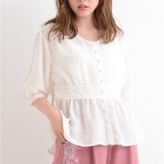 マジェスティックレゴン(MAJESTIC LEGON)の新品♡タグ付き 定価4536円 マジェスティックレゴン ブラウス ホワイト(シャツ/ブラウス(長袖/七分))