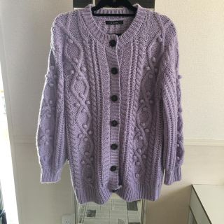 ダブルクローゼット(w closet)のw closet ポンポン付きカーディガン(カーディガン)