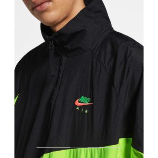 NIKE - ナイキ ウーブンジャケット ネオン ビッグスウッシュ 新品の