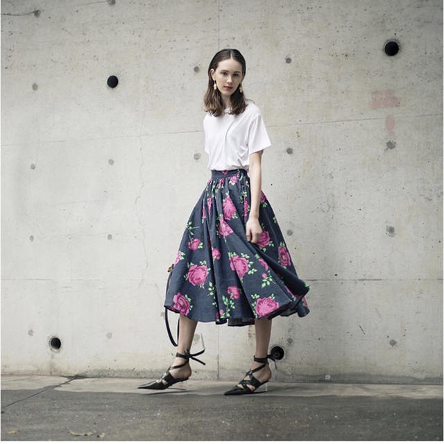 Ameri VINTAGE(アメリヴィンテージ)のチェリー様専用 LUCY CIRCULAR SKIRT  レディースのスカート(ロングスカート)の商品写真