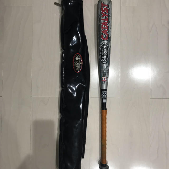 Louisville Slugger(ルイスビルスラッガー)のカタリスト 少年野球バット スポーツ/アウトドアの野球(バット)の商品写真