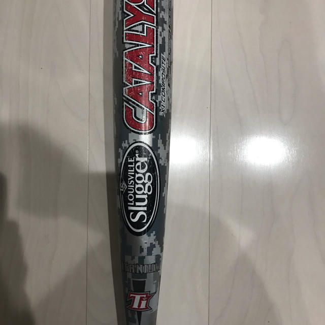 Louisville Slugger(ルイスビルスラッガー)のカタリスト 少年野球バット スポーツ/アウトドアの野球(バット)の商品写真