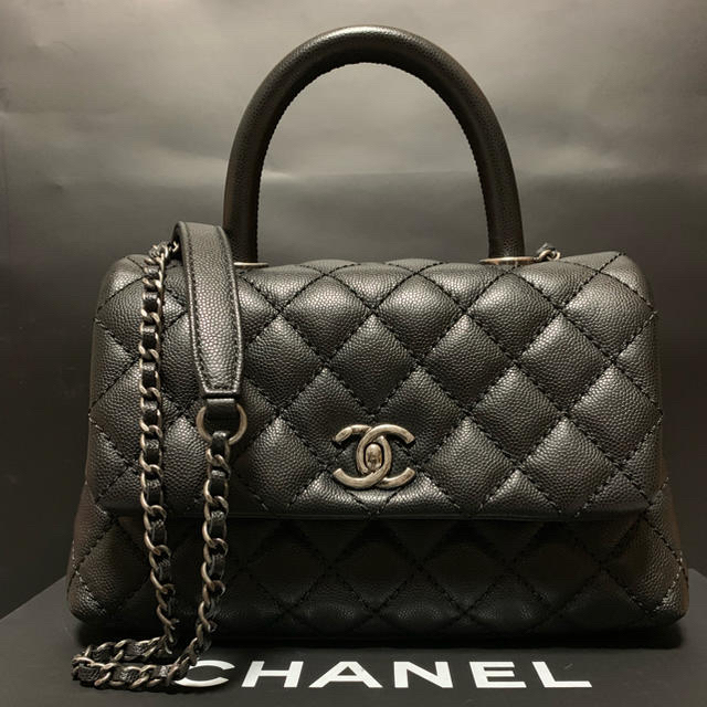 CHANEL(シャネル)のシャネル ココハンドル レディースのバッグ(ハンドバッグ)の商品写真