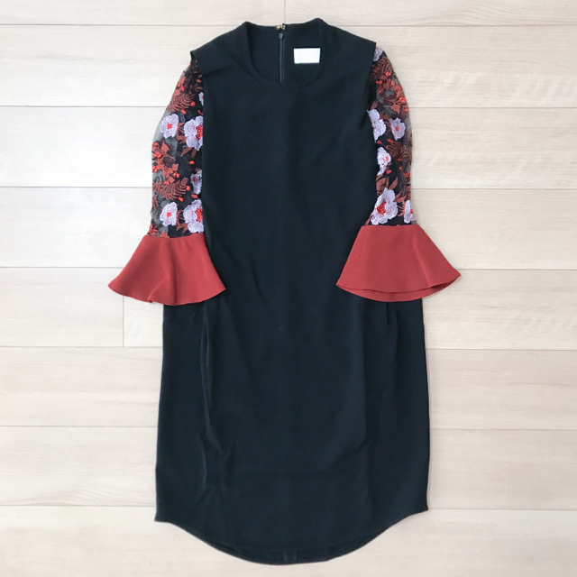 希望者のみラッピング無料】 mame ボタニカル袖刺繍ワンピース mame