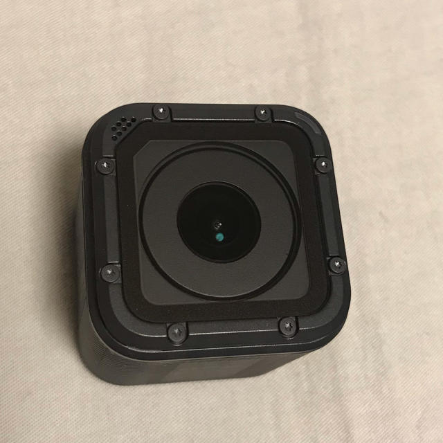 GoPro(ゴープロ)のGoPro アクションカメラ 廃盤品 スマホ/家電/カメラのカメラ(ビデオカメラ)の商品写真