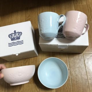 ロイヤルコペンハーゲン(ROYAL COPENHAGEN)のロイヤルコペンハーゲン　フラワーエンブレム マグカップ ペア ボウル プレート (食器)