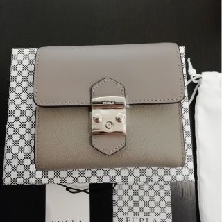 フルラ(Furla)のフルラ　FURLA　メトロポリス　サッビア　ミニ財布♥️折財布(財布)