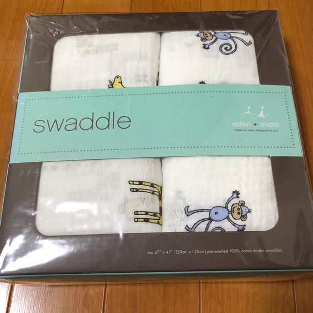 aden+anais(エイデンアンドアネイ)のswaddle 新品未使用 キッズ/ベビー/マタニティのこども用ファッション小物(おくるみ/ブランケット)の商品写真