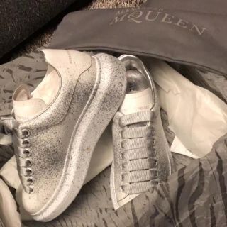 アレキサンダーマックイーン(Alexander McQueen)のAlexander McQUEEN OVERSIZED SNEAKER(スニーカー)