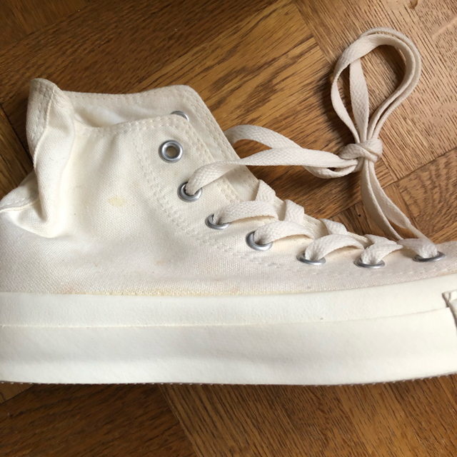 CONVERSE(コンバース)の希少 オール ホワイト ハイカット コンバース レディースの靴/シューズ(スニーカー)の商品写真