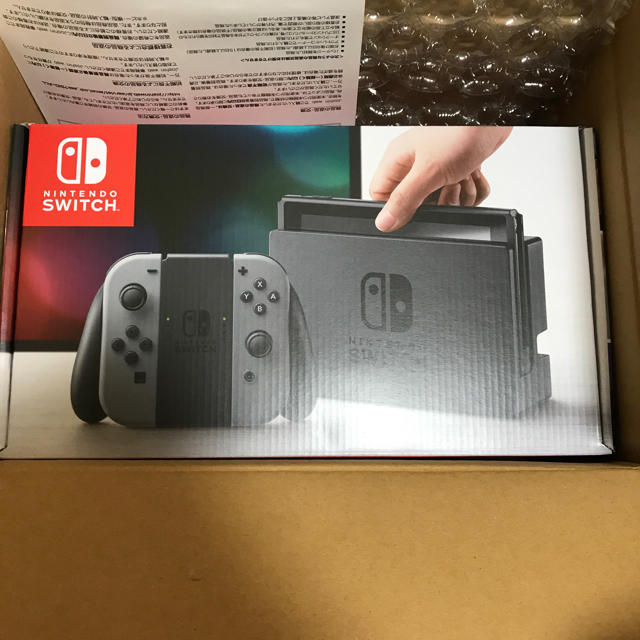 Nintendo Switch(ニンテンドースイッチ)の任天堂スイッチ 新品、未開封 エンタメ/ホビーのゲームソフト/ゲーム機本体(家庭用ゲーム機本体)の商品写真