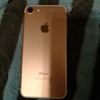 アイフォーン(iPhone)のiPhone7 simフリー(スマートフォン本体)