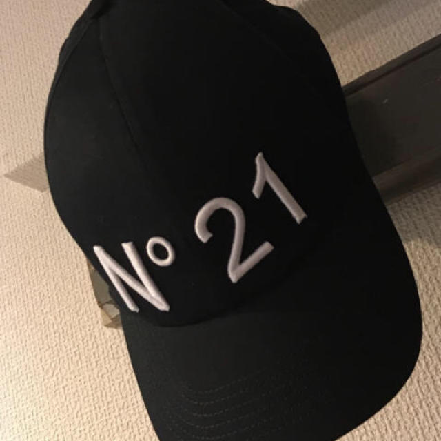 N°21(ヌメロヴェントゥーノ)の値下げできません ヌメロCAP メンズの帽子(キャップ)の商品写真