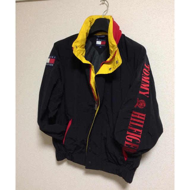 TOMMY HILFIGER ナイロンジャケット T-Pablowブラックカラー 【数量は
