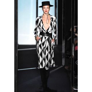 ダイアンフォンファステンバーグ(DIANE von FURSTENBERG)のダイアンフォンファステンバーグ  2011-2012秋冬 NYコレクション(その他)